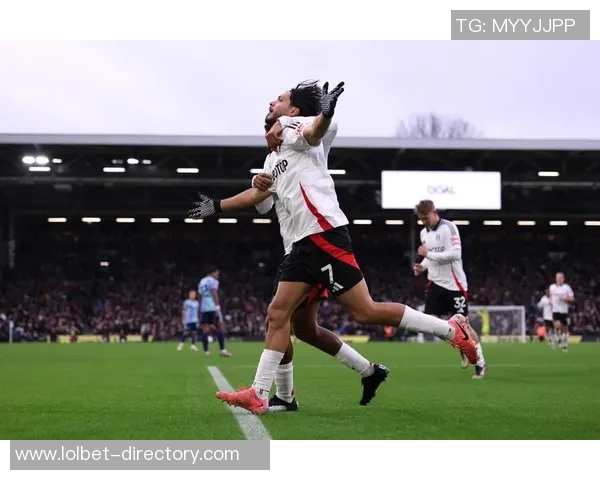 友谊赛激战里昂大胜阿森纳点球争议引发全场热议