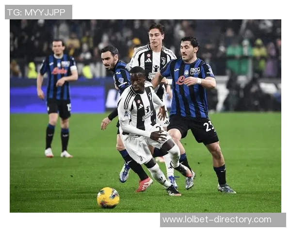 中超精彩对决尤文图斯与AC米兰战成平局全场沸腾瞬间回顾 中超精彩对决尤文图斯与AC米兰战成平局全场沸腾瞬间回顾