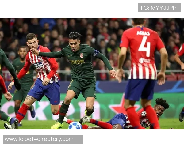 欧冠激战：利物浦与那不勒斯平局补时进球引发全场狂欢战术分析