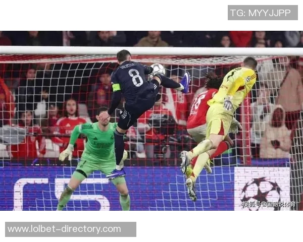 意甲精彩对决本菲卡与莱比锡互交白卷神扑时刻引发全场热烈反响