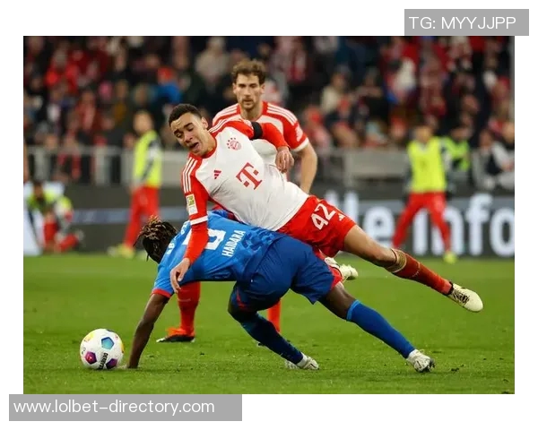 国王杯精彩对决拜仁逆转莱比锡红牌争议引发全场热议